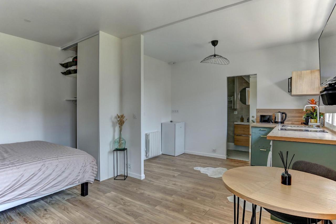 Le Normand- Bois D'Arcy Apartment Bagian luar foto